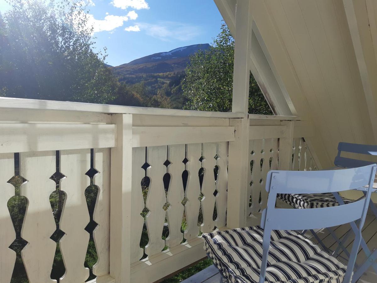 Eidsdal Camping Og Feriehus Екстер'єр фото