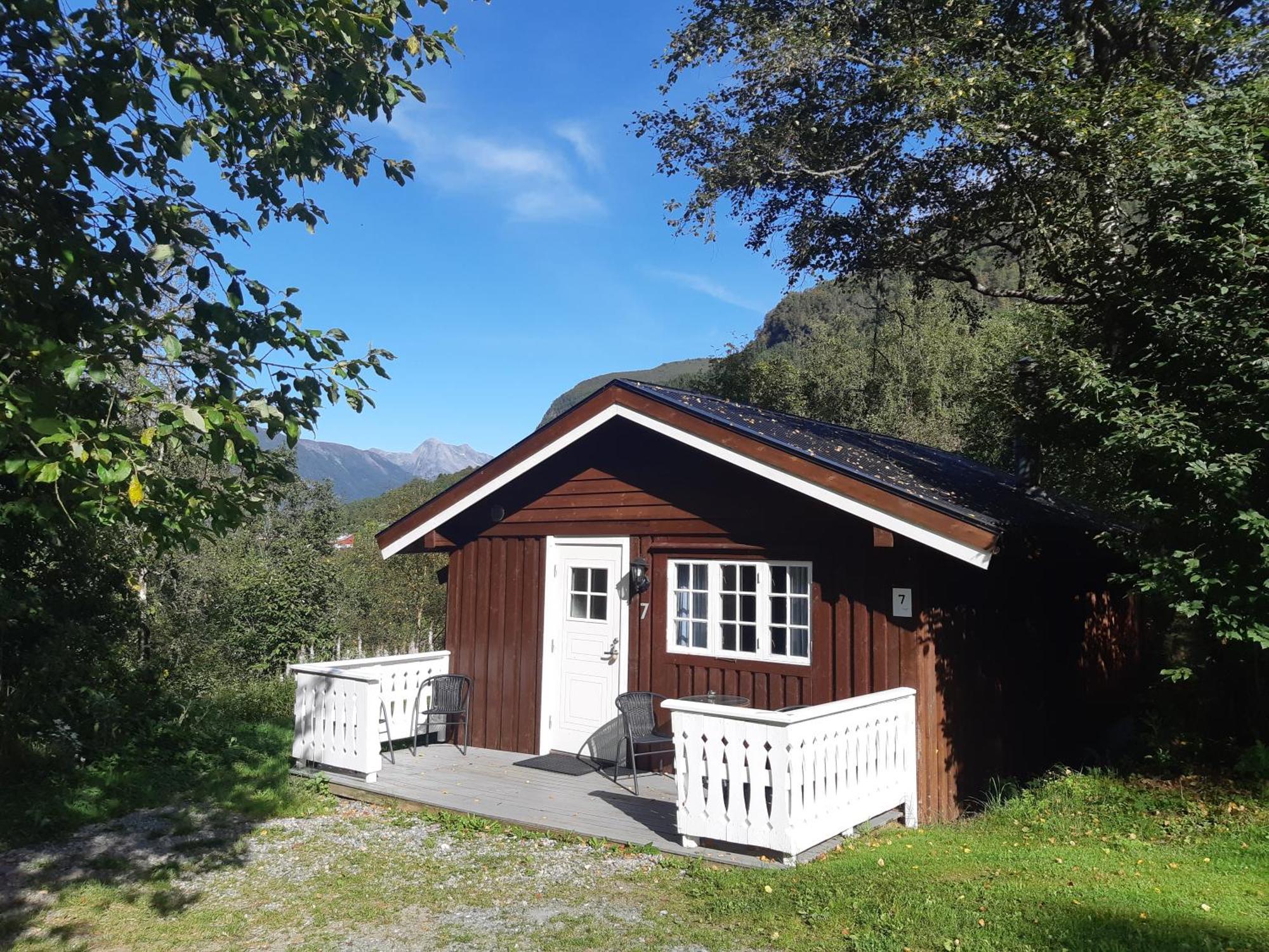 Eidsdal Camping Og Feriehus Екстер'єр фото