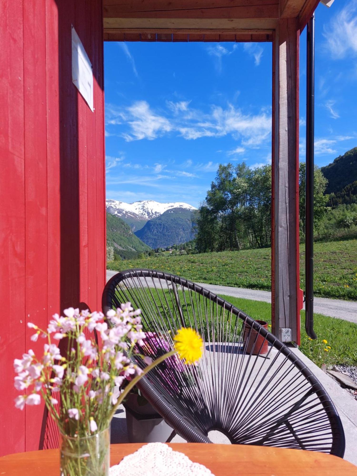 Eidsdal Camping Og Feriehus Екстер'єр фото