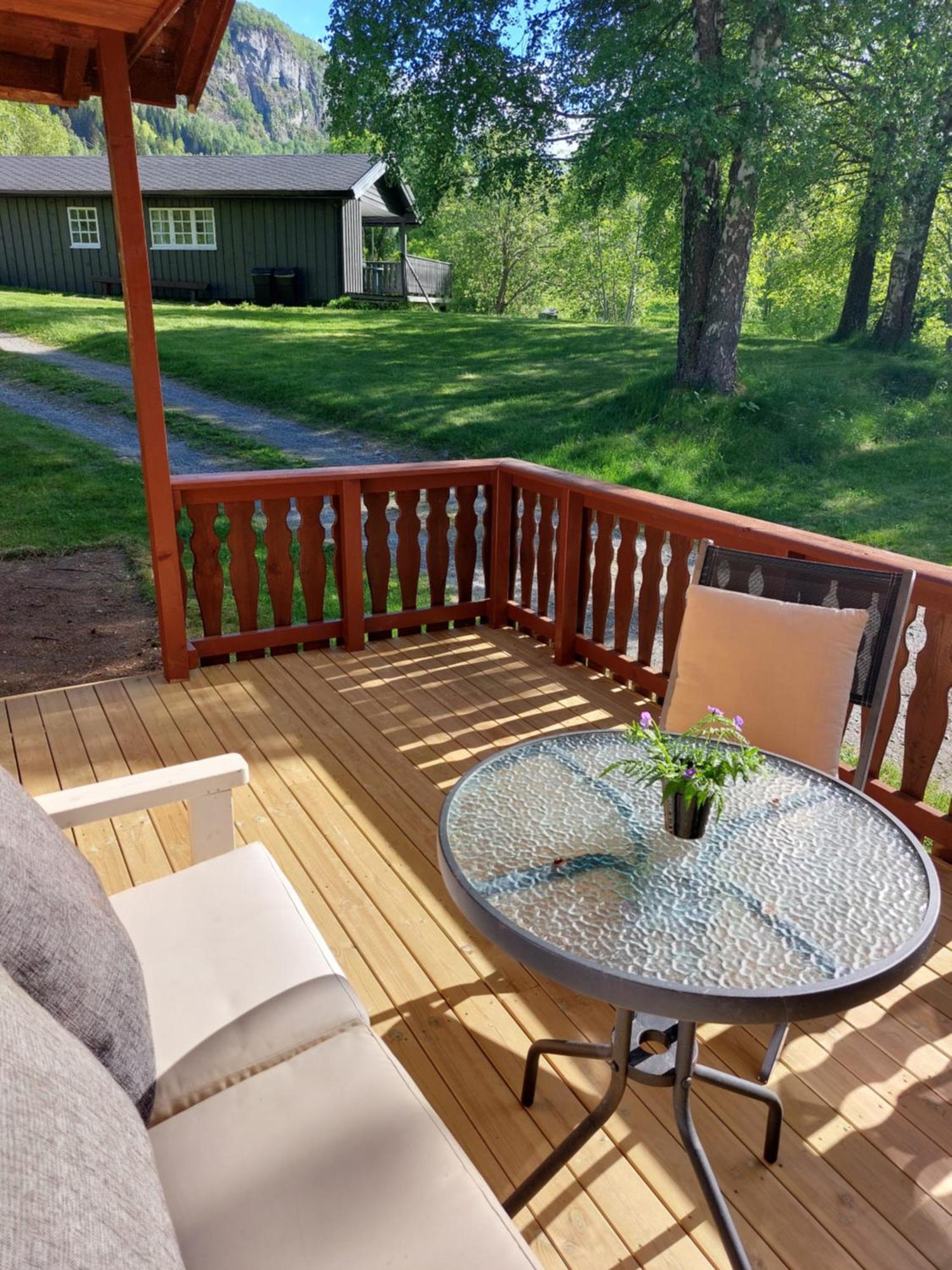 Eidsdal Camping Og Feriehus Екстер'єр фото