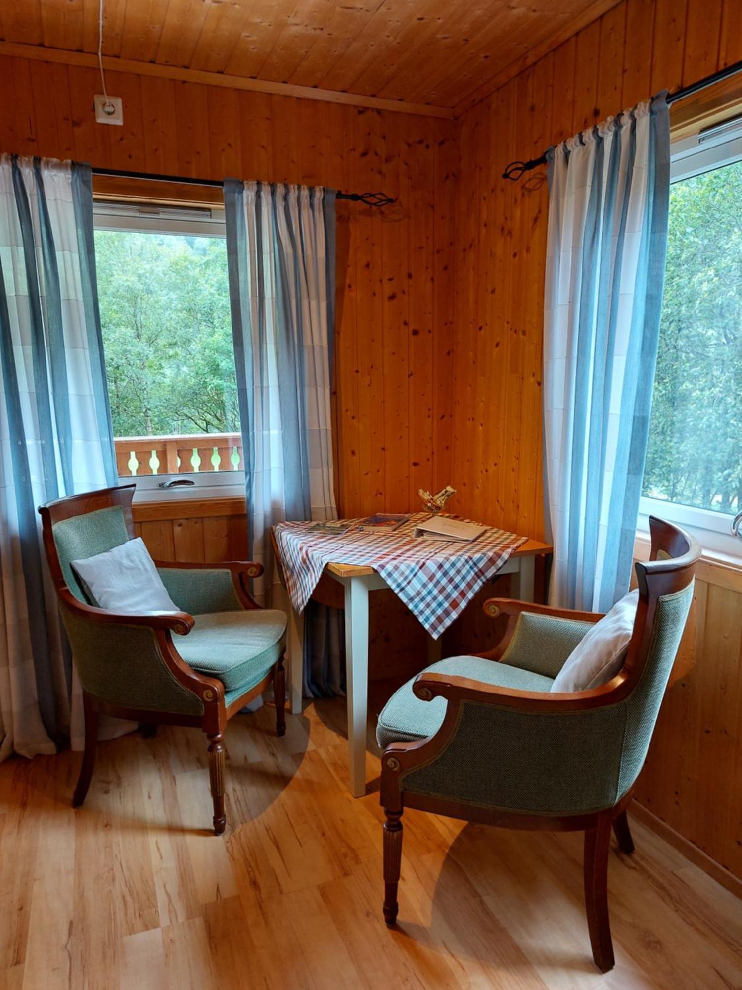 Eidsdal Camping Og Feriehus Екстер'єр фото