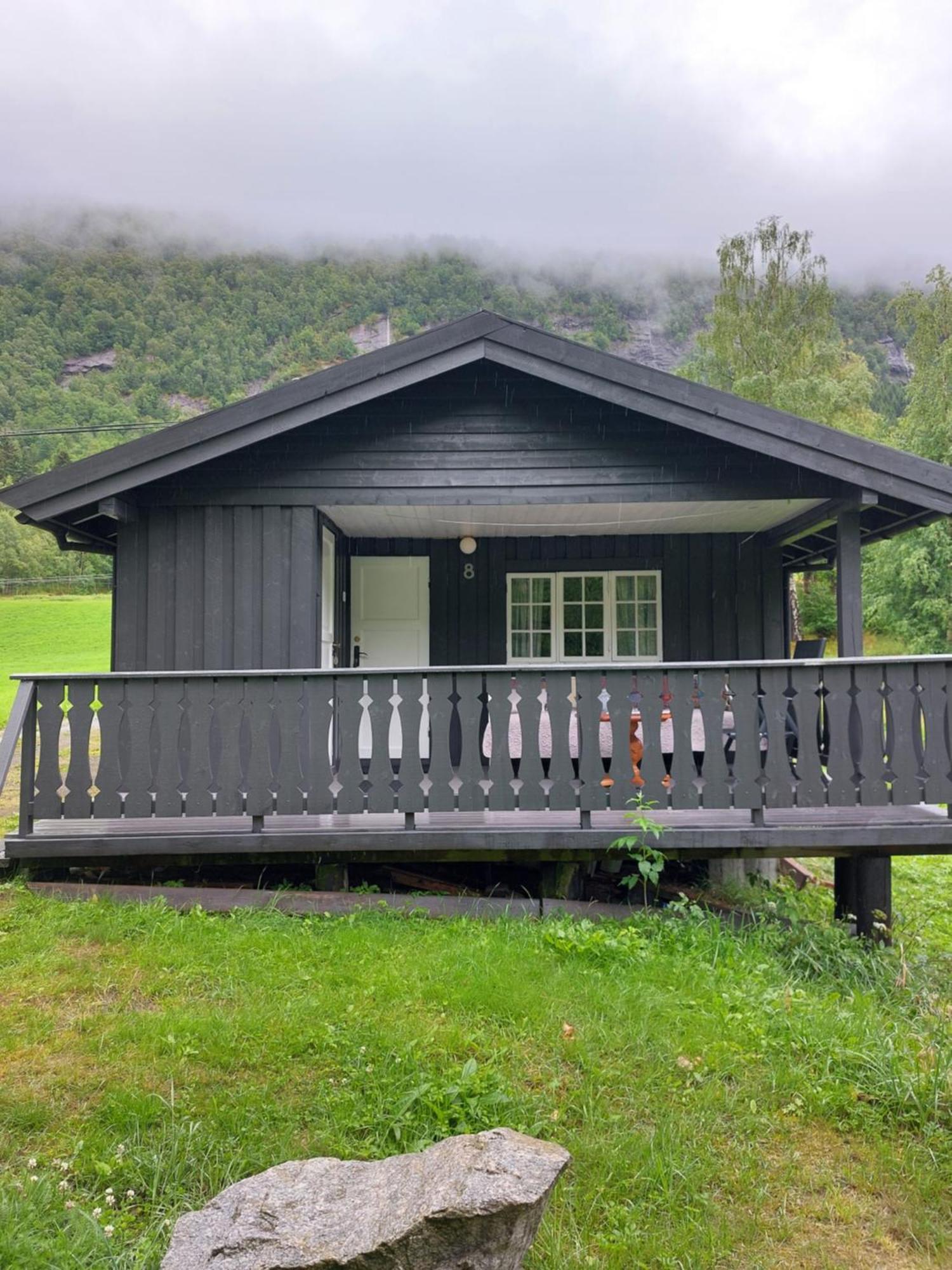 Eidsdal Camping Og Feriehus Екстер'єр фото