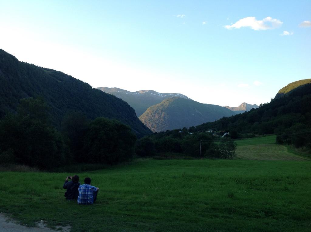 Eidsdal Camping Og Feriehus Екстер'єр фото